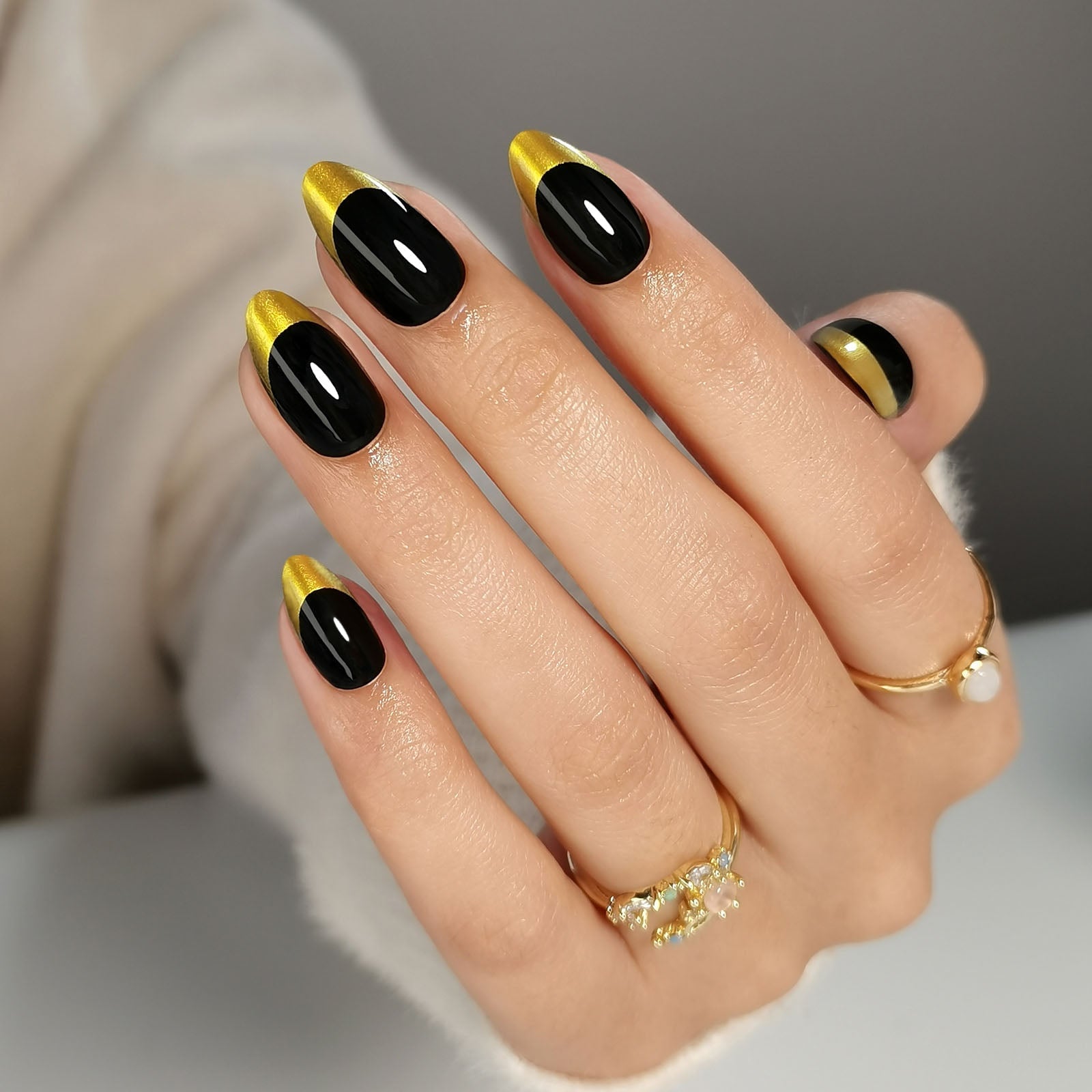 Bold Gold French Tips Short Black Almond Nails Bold Gold French Tips Short Black Almond Nails — Gold French Tip Nails