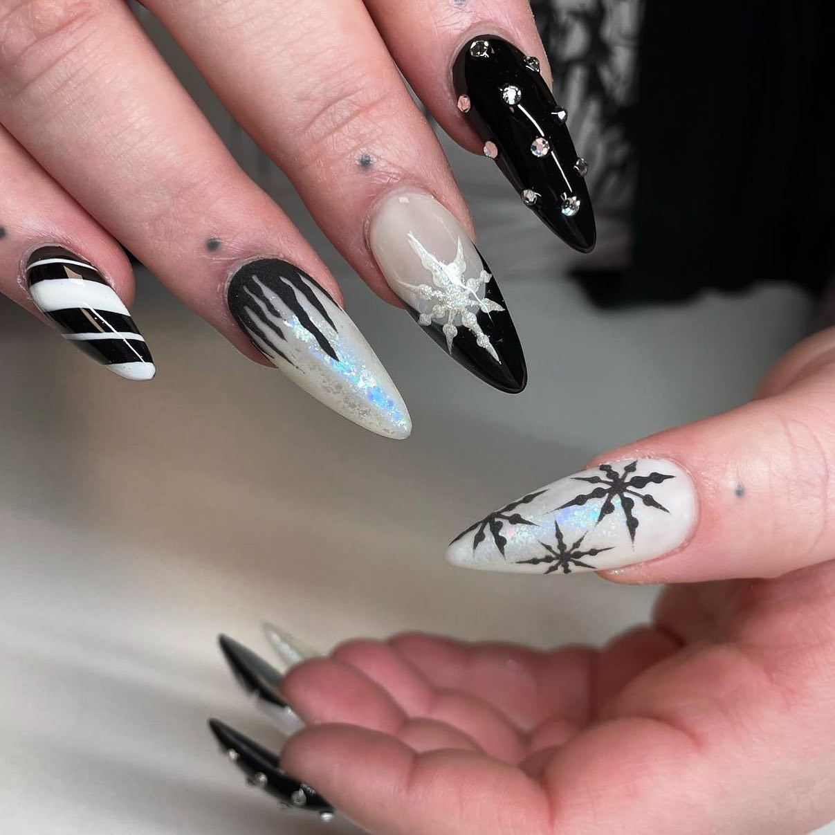 Goth Snowflake & Stripe Stiletto Nails