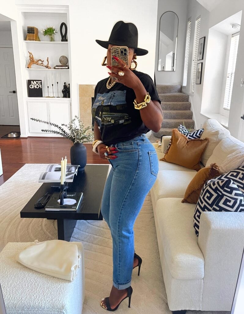 Graphic Tee with Straight Leg Jeans and Fedora — Graphic Tee Outfits