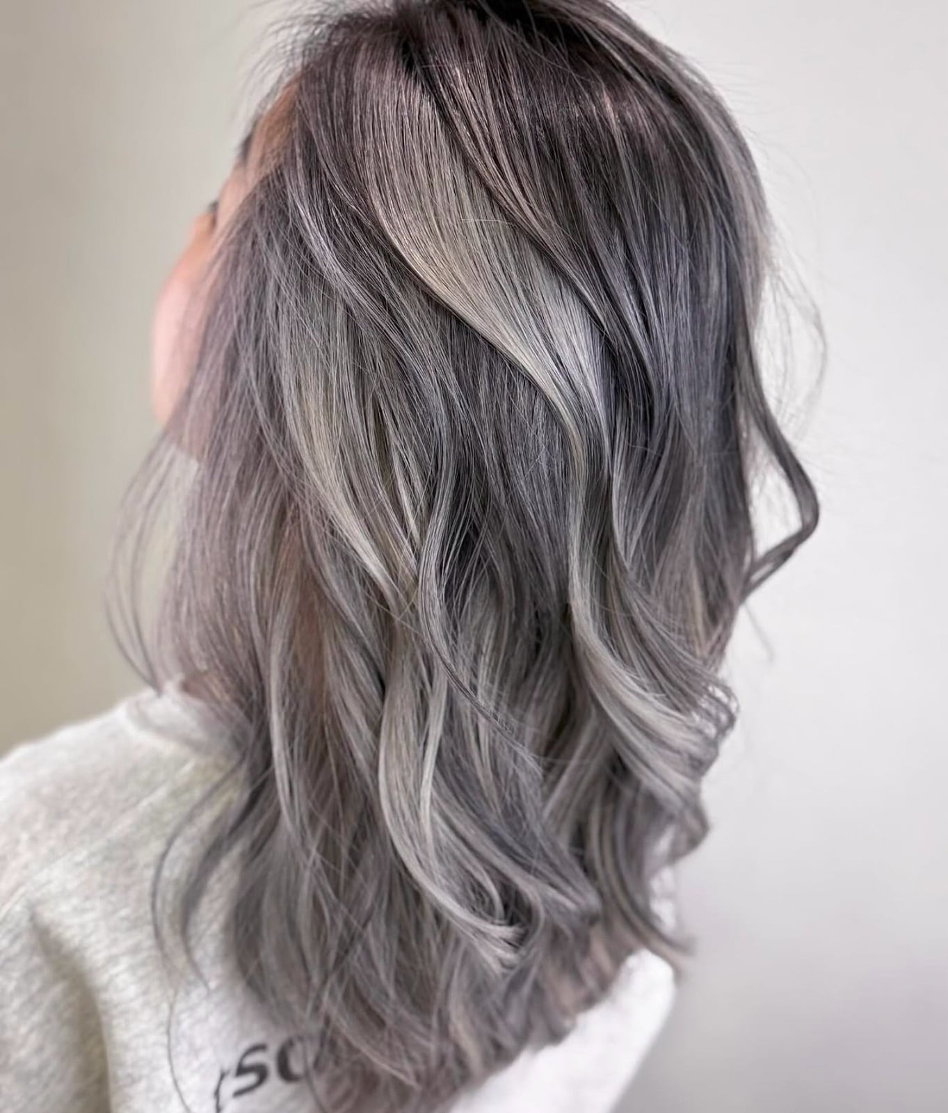Collarbone Layers With Soft Gray Blend — Gray Blending