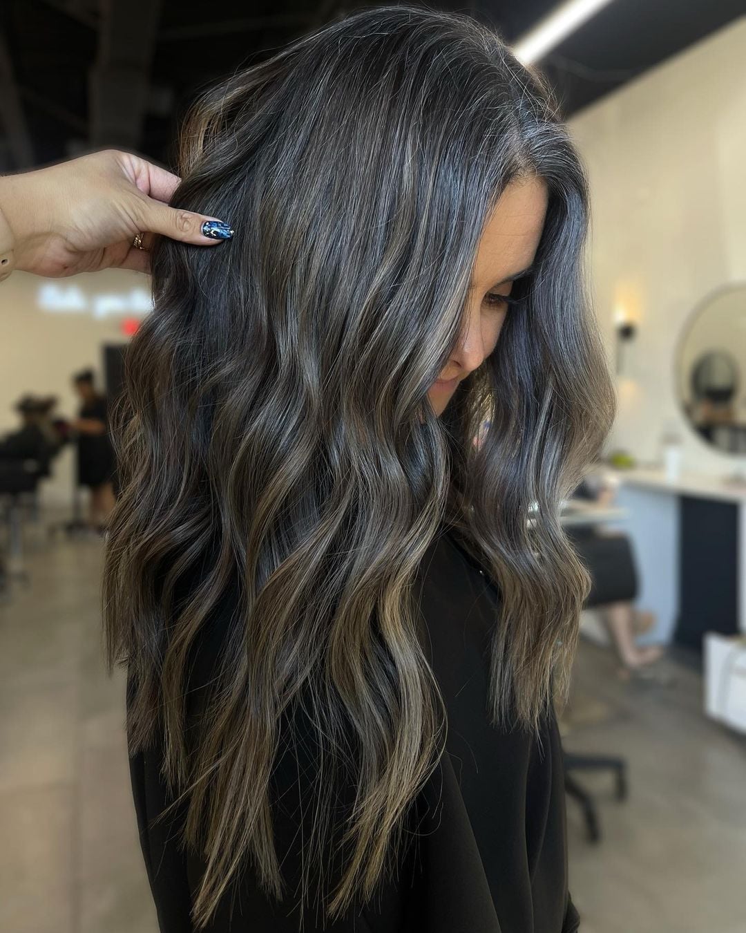 Mid-Back Wavy Hair With Darker Gray Blend, Layers — Gray Blending