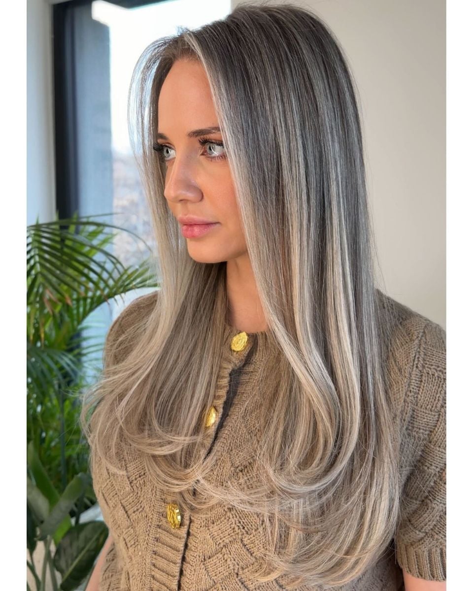 Mid-Back Layers With Side Bangs and Beige Gray Blend — Gray Blending Hair