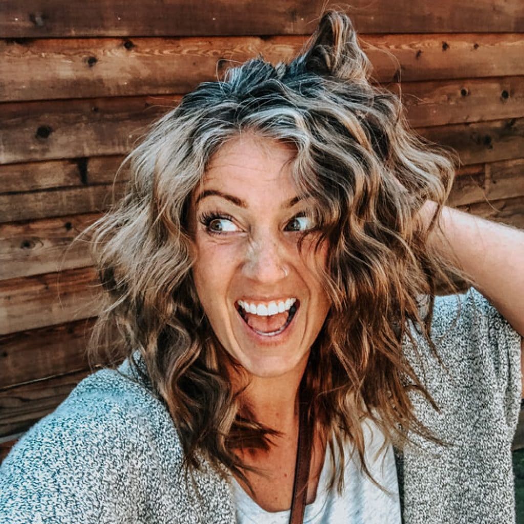 Layered Hair With Dynamic Color Mix Layered Hair With Dynamic Color Mix — Gray Hair