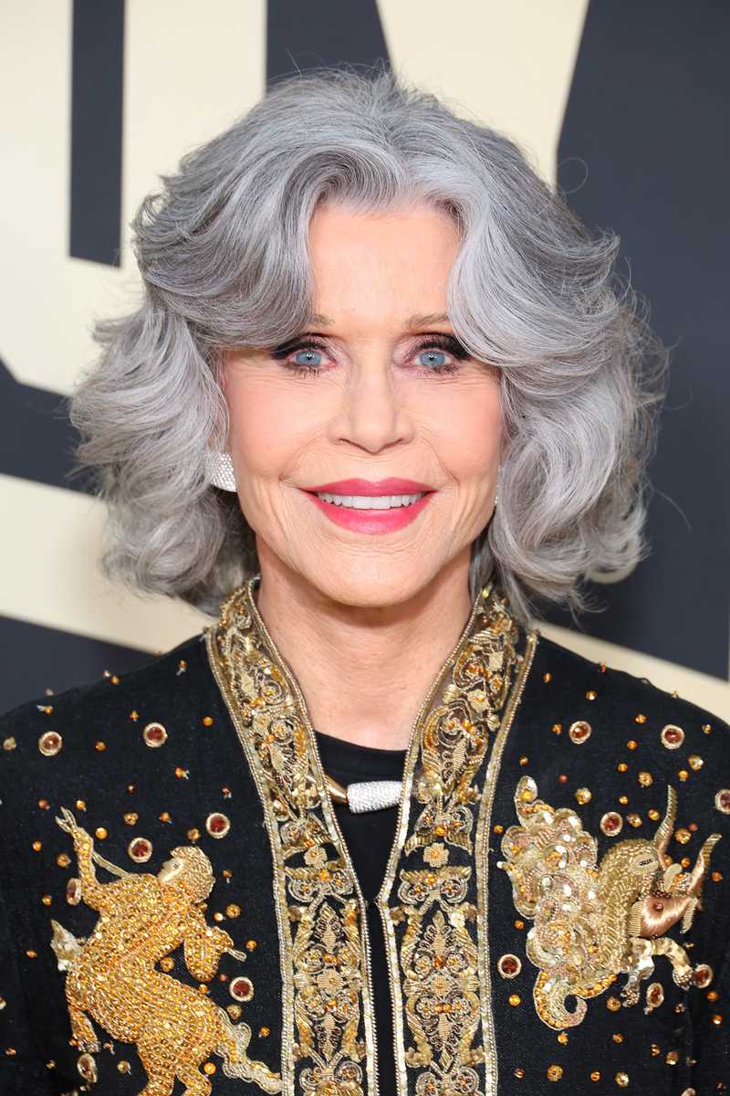 Voluminous Layered Bob With Curtain Bangs Voluminous Layered Bob With Curtain Bangs — Gray Hair