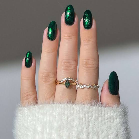 Deep Emerald Shimmer Glitter Tip Medium Oval Nails — Green Christmas Nails