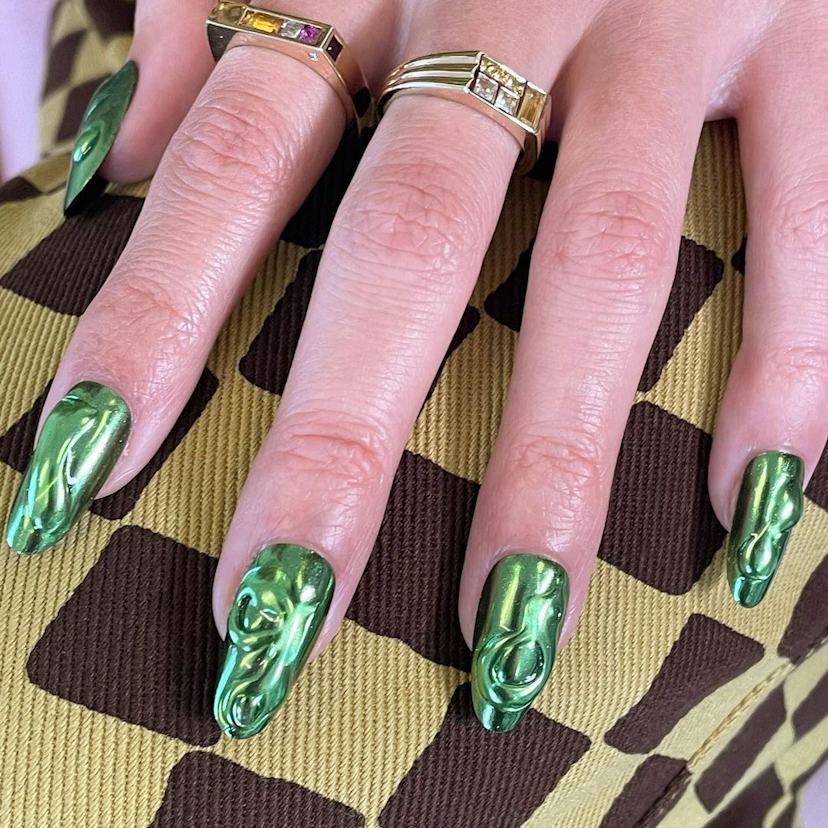 Bright Metallic Green Chrome Medium Square Nails — Green Chrome Nails