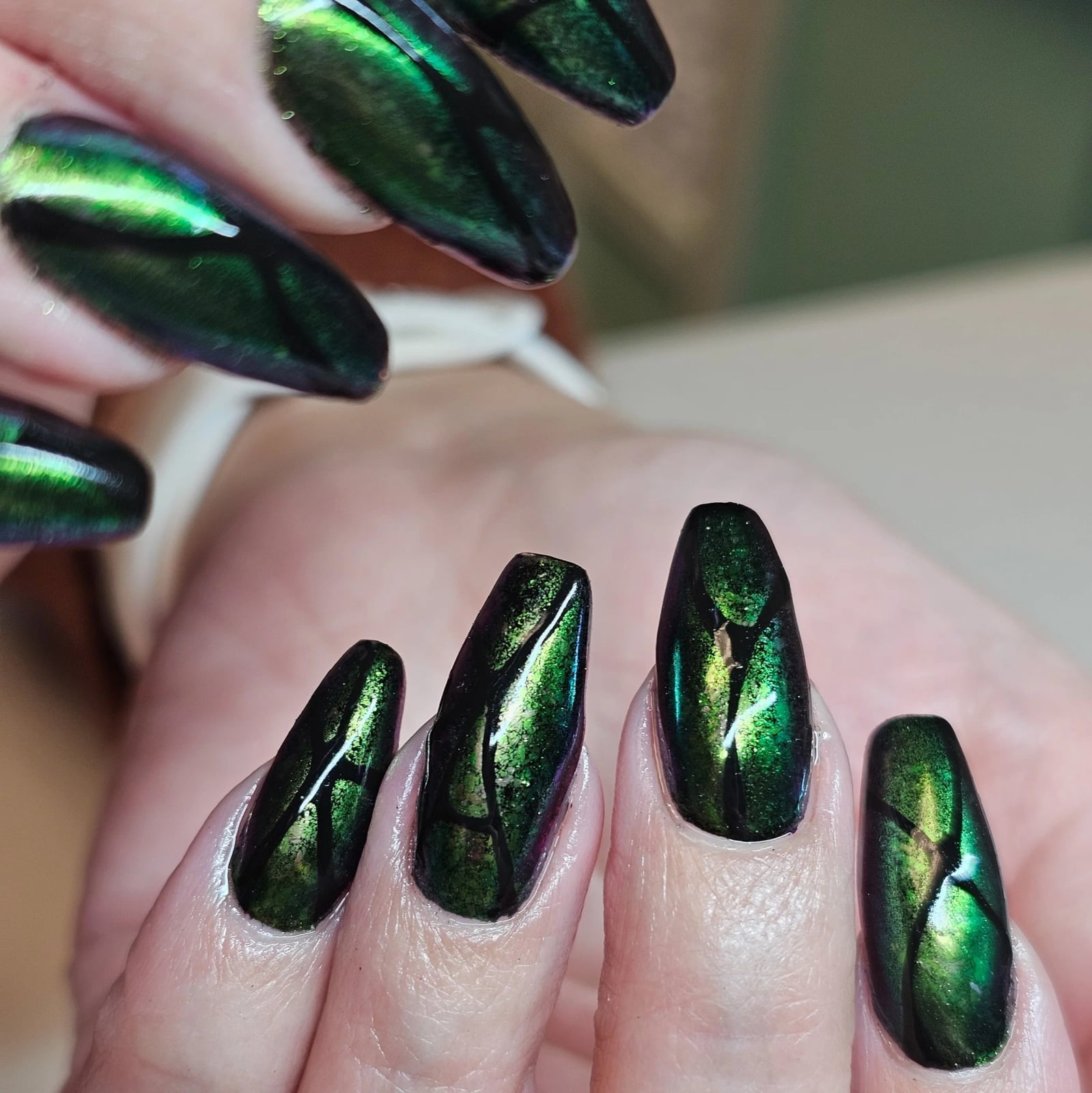 Chrome Nails — Green Chrome Nails