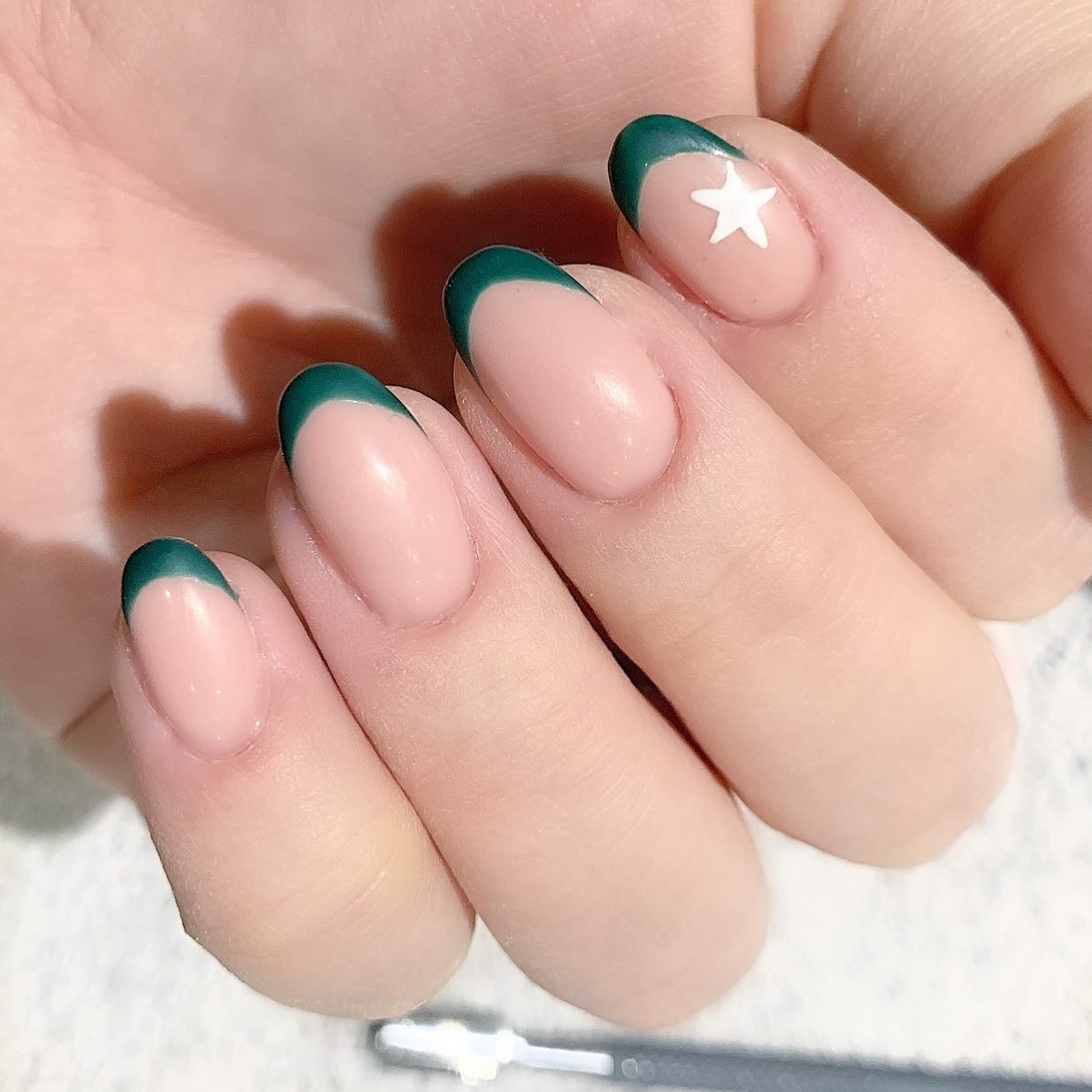 Dark Green French Oval Nails with White Star — Green French Tip Nails