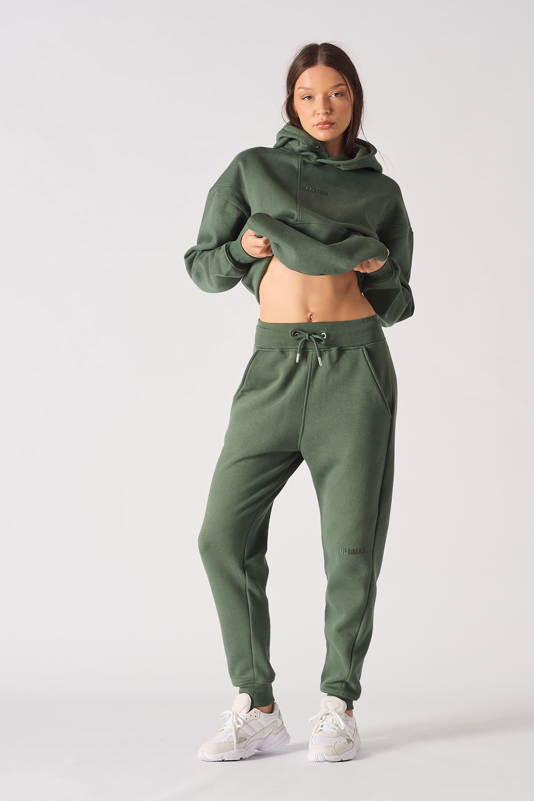 Dark Green Tapered Sweatpants with a Cropped Hoodie Dark Green Tapered Sweatpants with a Cropped Hoodie — Green Sweatpants Outfit