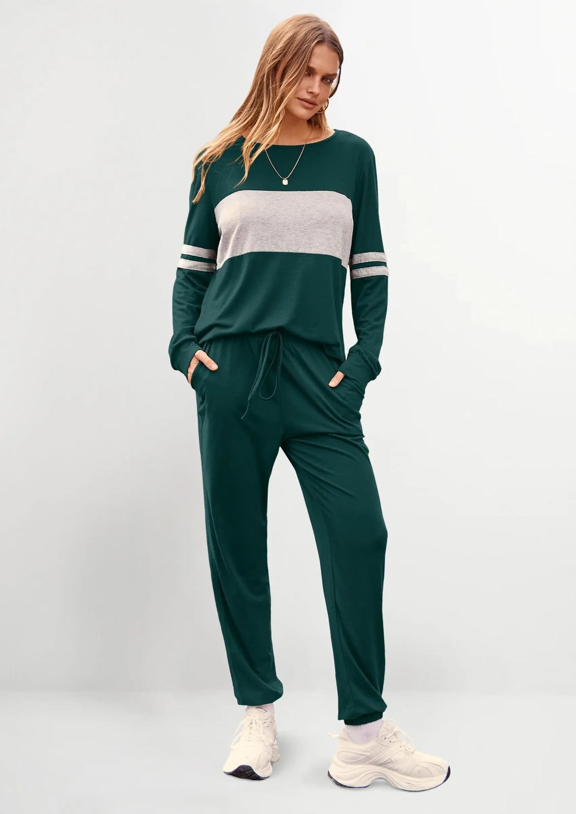 Dark Green Sweatpants with Striped Sleeve Top Dark Green Sweatpants with Striped Sleeve Top — Green Sweatpants Outfit