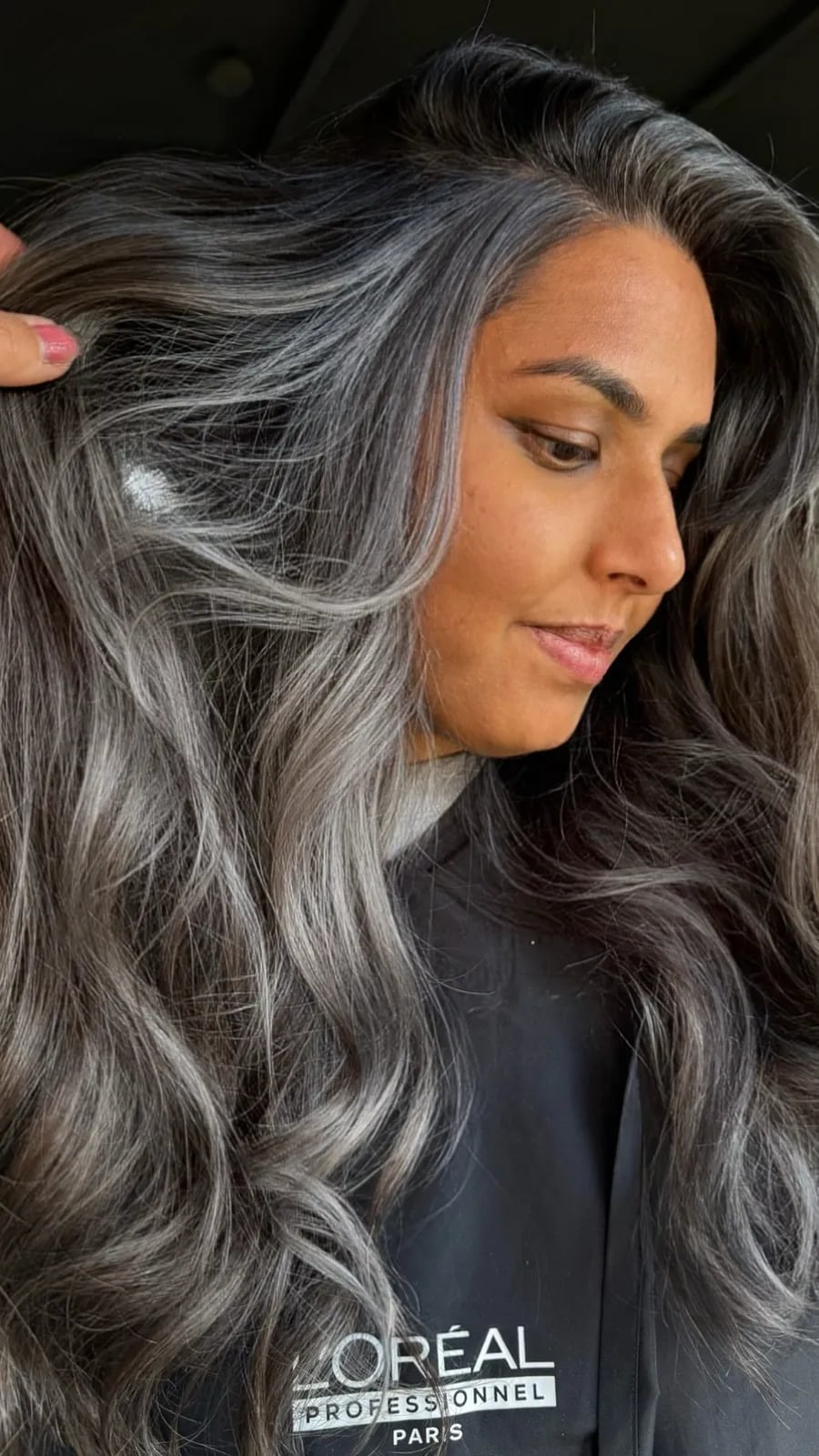 Mid-Back Layers With Gray Highlights On Dark Base Mid-Back Layers With Gray Highlights On Dark Base — Grey Highlights