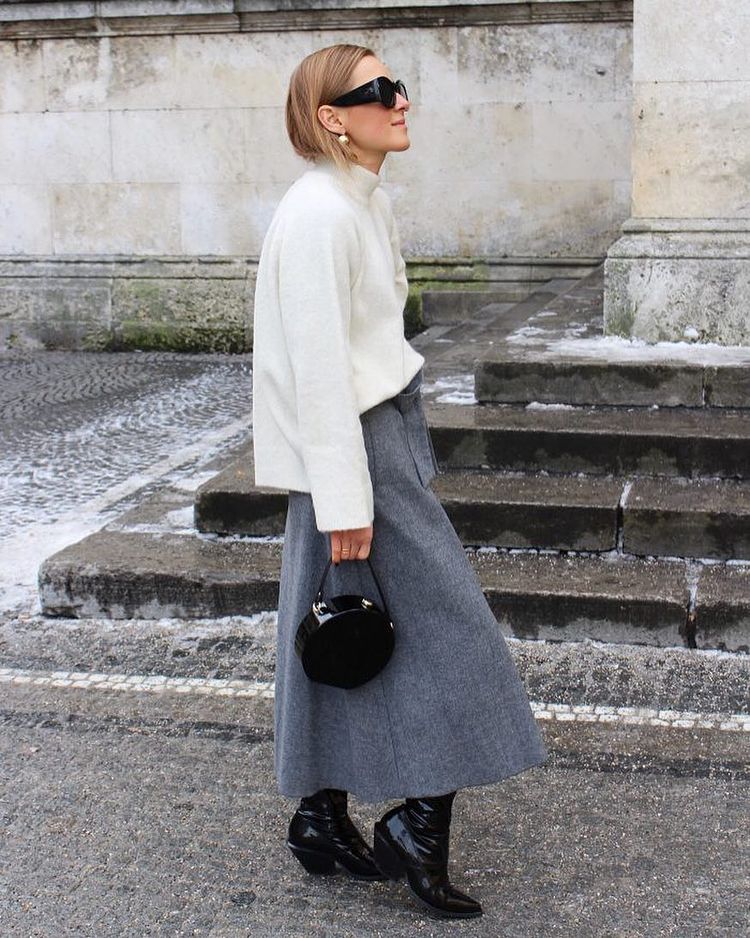 Gray A-Line Midi Skirt With Turtleneck Sweater — Grey Skirt Outfit