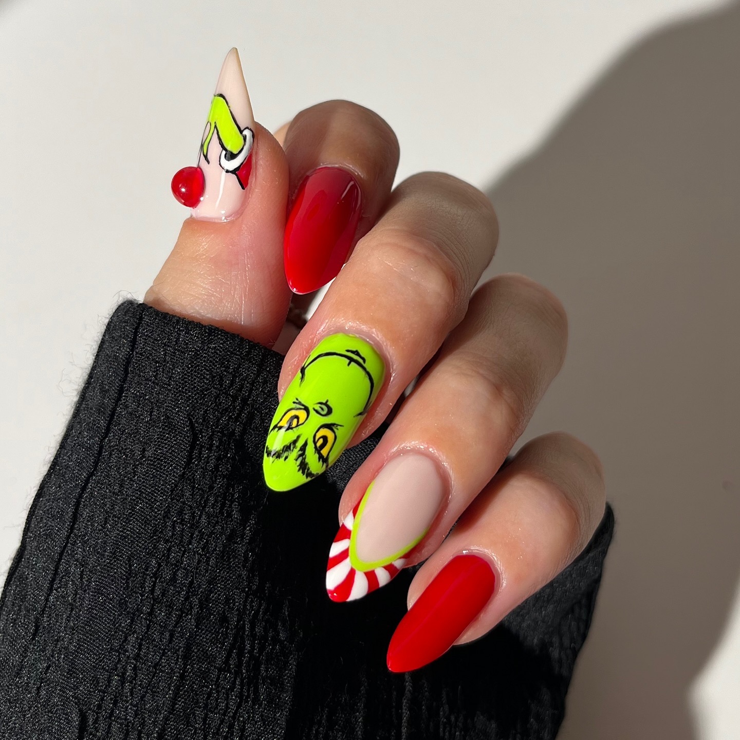 Grinch & Candy Cane Christmas Stiletto Nails