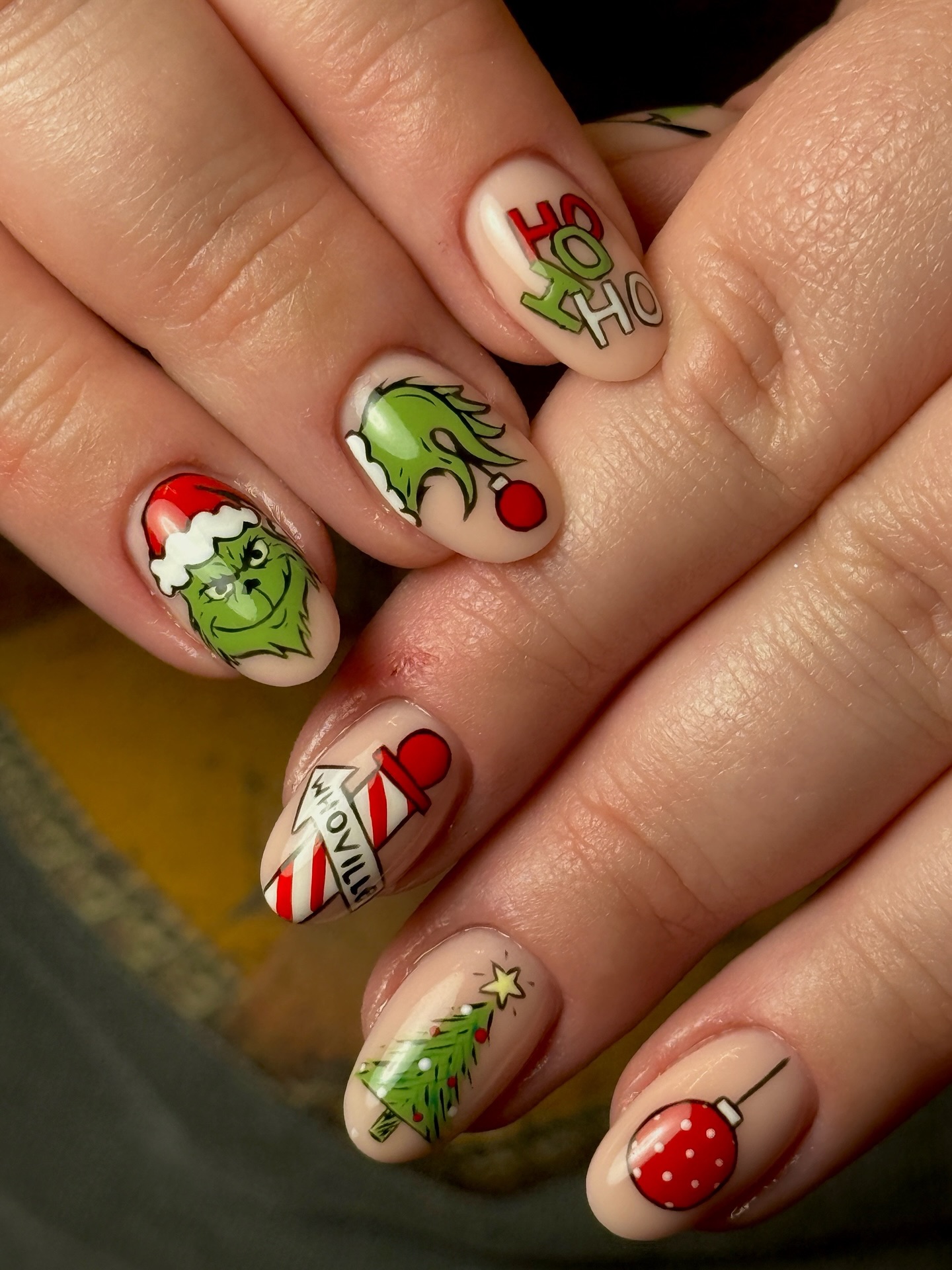 Grinch Christmas Character Oval Nails