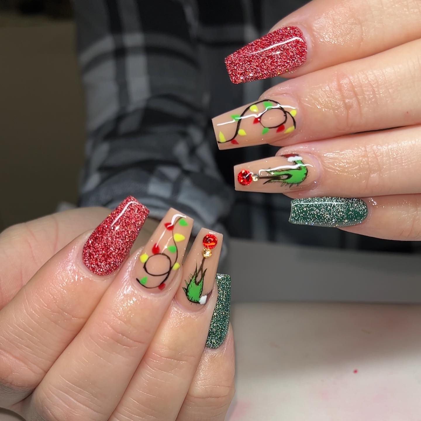 Grinch Christmas Lights Coffin Nails