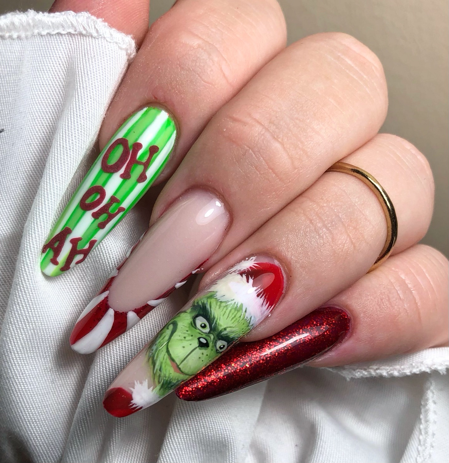 Grinch Inspired Christmas Character Nail Art