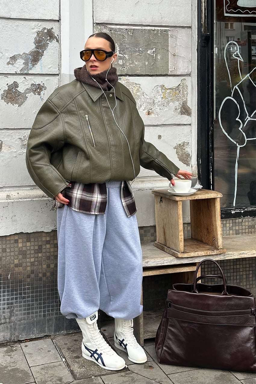 Oversized Olive Jacket With Baggy Sweatpants — Grunge Style