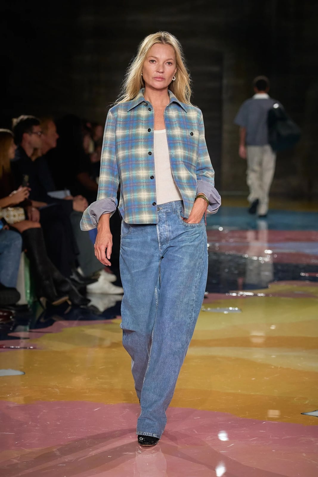 Plaid Shirt Over Tank With Wide-Leg Jeans — Grunge Style