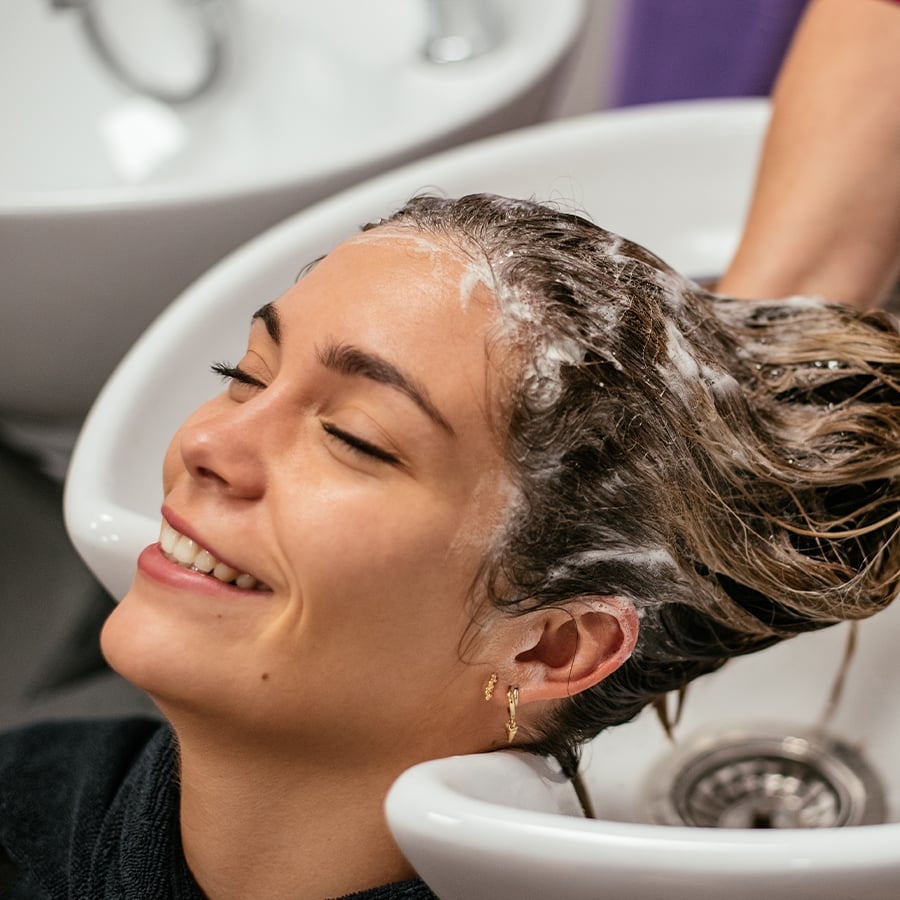 Fine Straight Dark Brown Scalp Massager With Her Wet Fine Straight Dark Brown Scalp Massager With Her Wet — Hair Care Routine