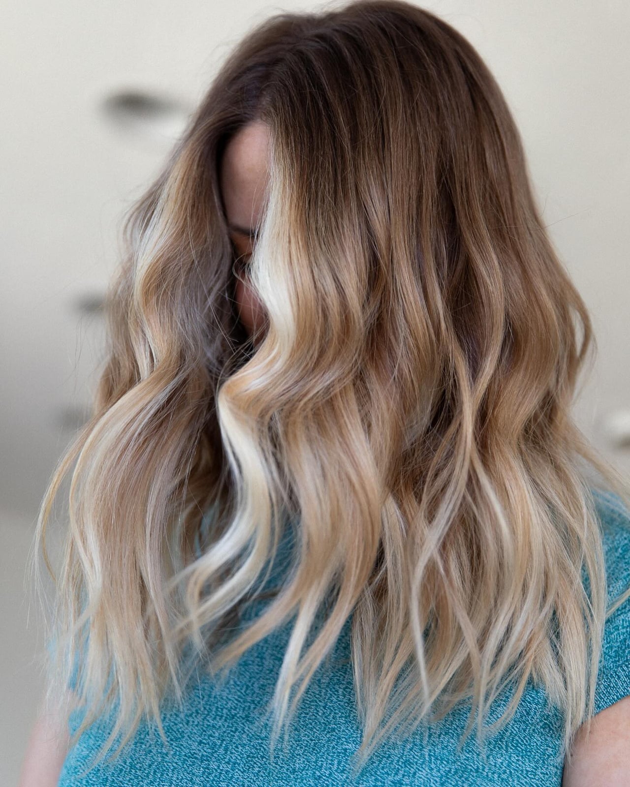 Mid-Back Waves With Medium Brown and Blonde Balayage and Long Layers Mid-Back Waves With Medium Brown and Blonde Balayage and Long Layers — Hair Color Chart