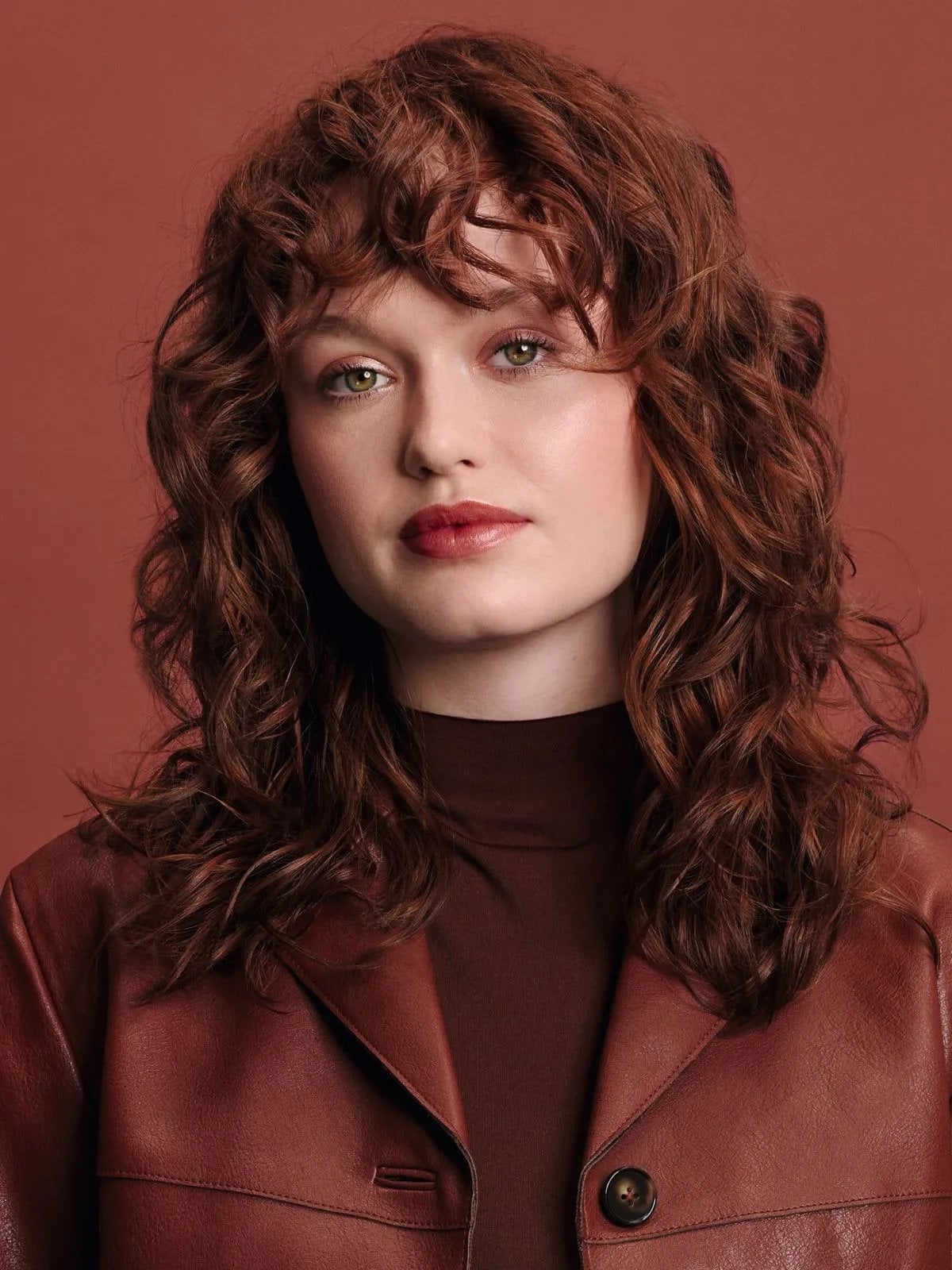 Medium Auburn With Copper Highlights — Hair Color Ideas