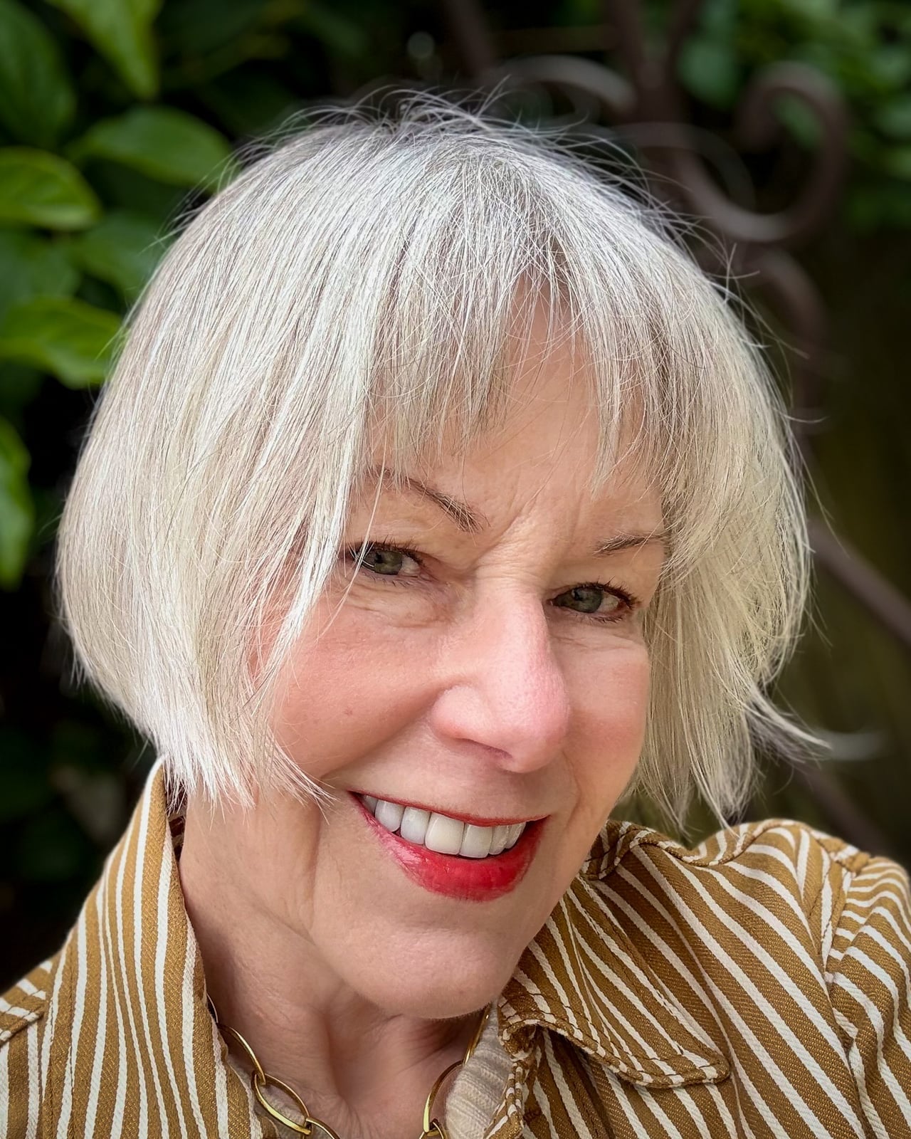 Light Gray Bob With Blunt Fringe Light Gray Bob With Blunt Fringe — Haircuts for Older Women