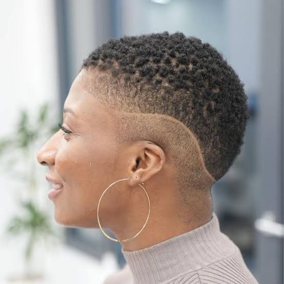 Black Fade Haircut With Textured Coily Top Black Fade Haircut With Textured Coily Top — Haircuts for Women