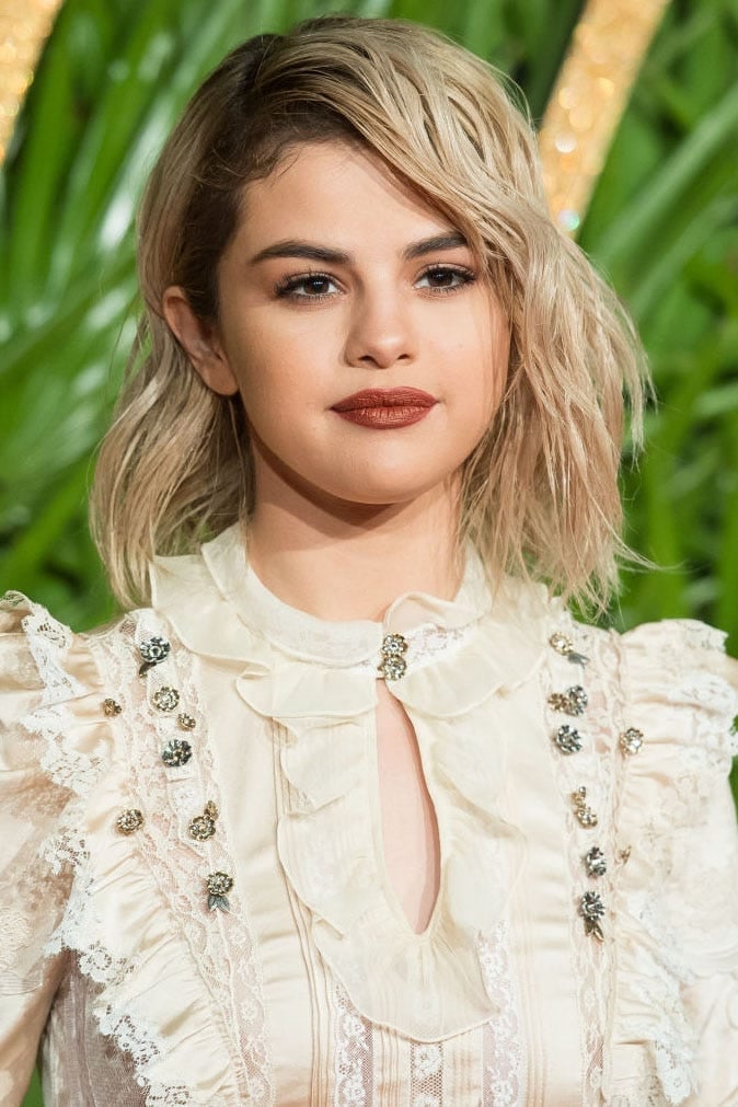 Shoulder Length Shag With Wispy Bangs Shoulder Length Shag With Wispy Bangs — Hairstyles for Round Face