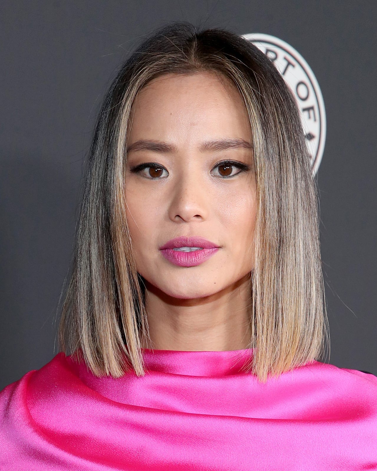 Collarbone Lob With Soft Waves — Hairstyles for Thinning Hair