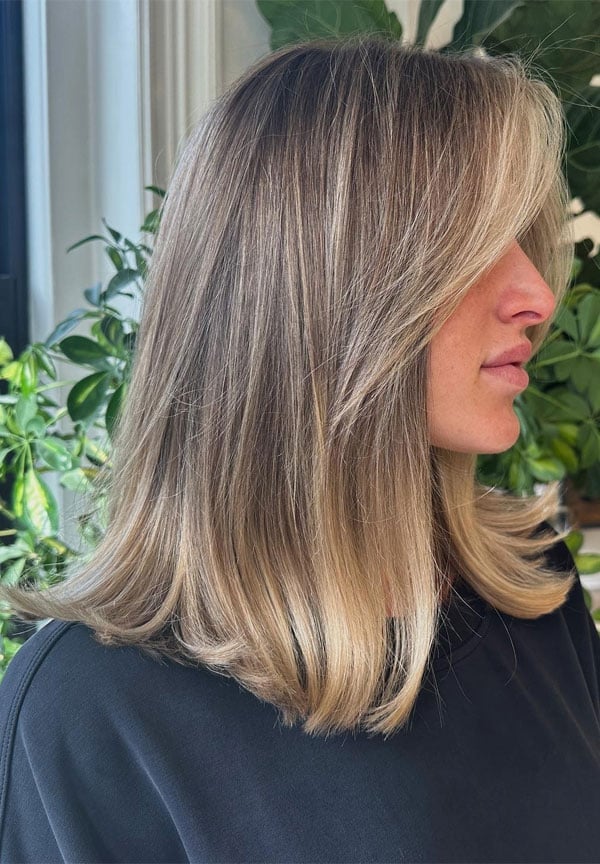 Collarbone Feathered Layers With Balayage — Hairstyles for Thinning Hair