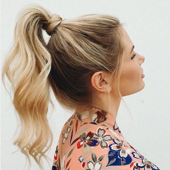 Mid-Back Blonde High Ponytail — Hairstyles to Do