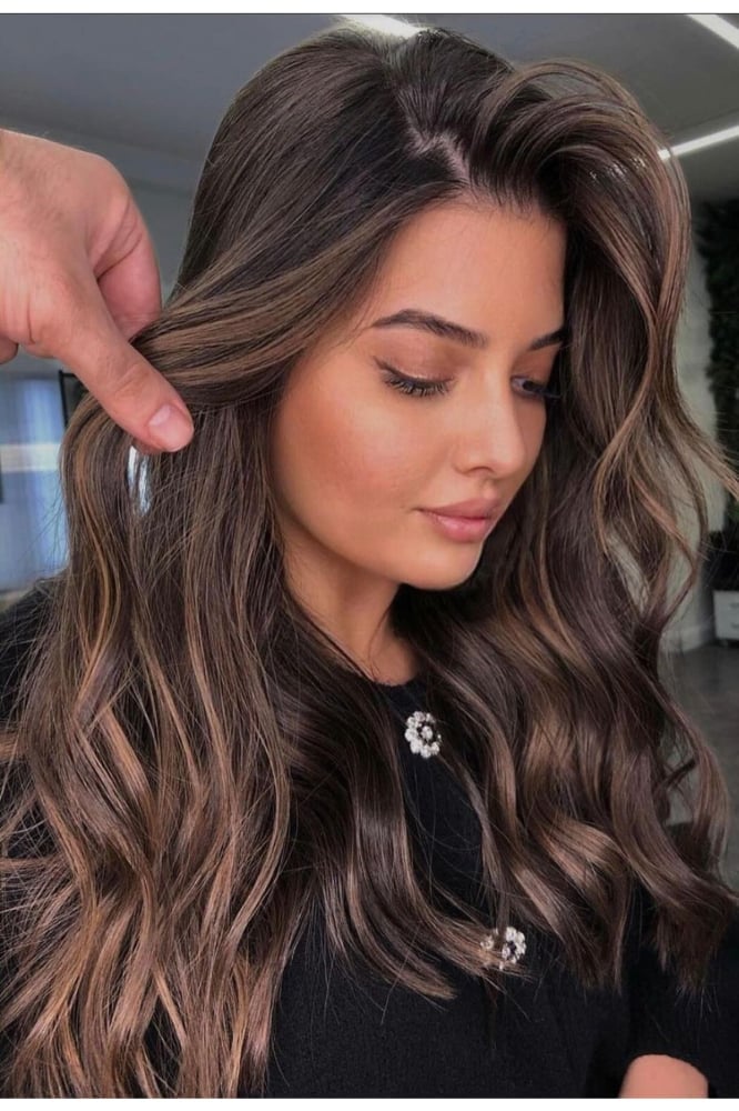 Dark Brown Mid-Back With Striking Blonde Highlights — Highlights Brown Hair