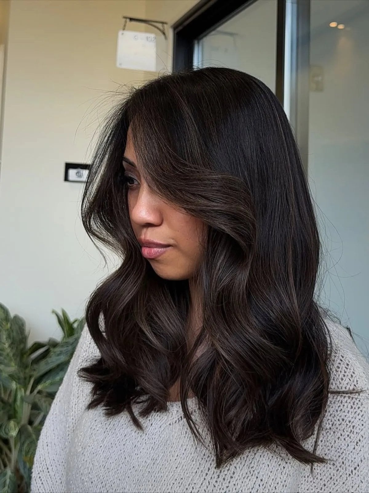 Collarbone Dark Base With Ash Blonde Highlights Collarbone Dark Base With Ash Blonde Highlights — Highlights on Dark Hair