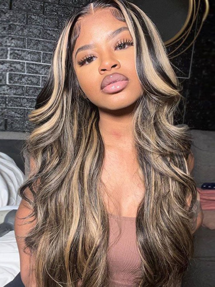 Collarbone Body Wave With Honey Blonde Contrast Collarbone Body Wave With Honey Blonde Contrast — Highlights Wig