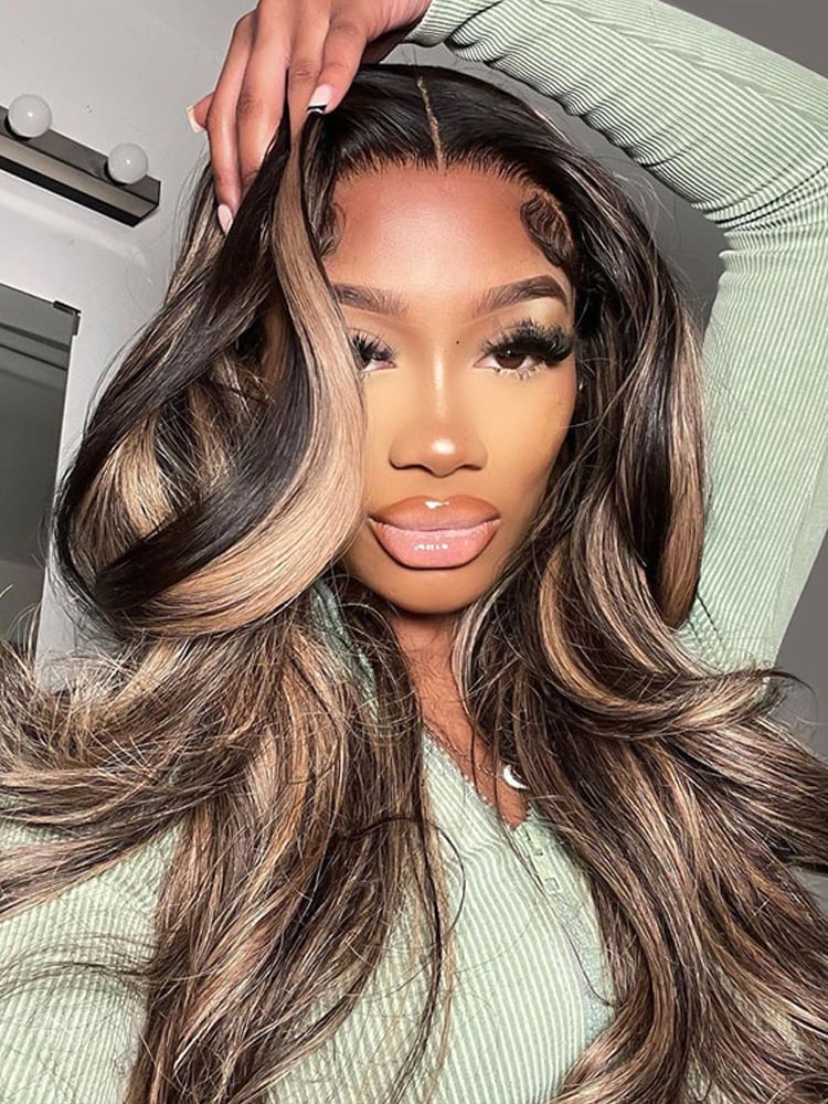 Collarbone Length Body Wave With Honey Blonde Streaks, Wavy Collarbone Length Body Wave With Honey Blonde Streaks, Wavy — Highlights Wig