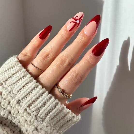Long Stiletto Red French Tip With Bow Long Stiletto Red French Tip With Bow — Holiday Nail Designs