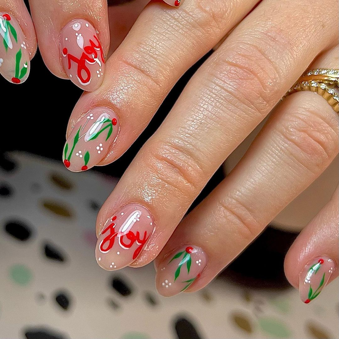 Short Oval Holly Berry Christmas Nails Short Oval Holly Berry Christmas Nails — Holiday Nail Designs