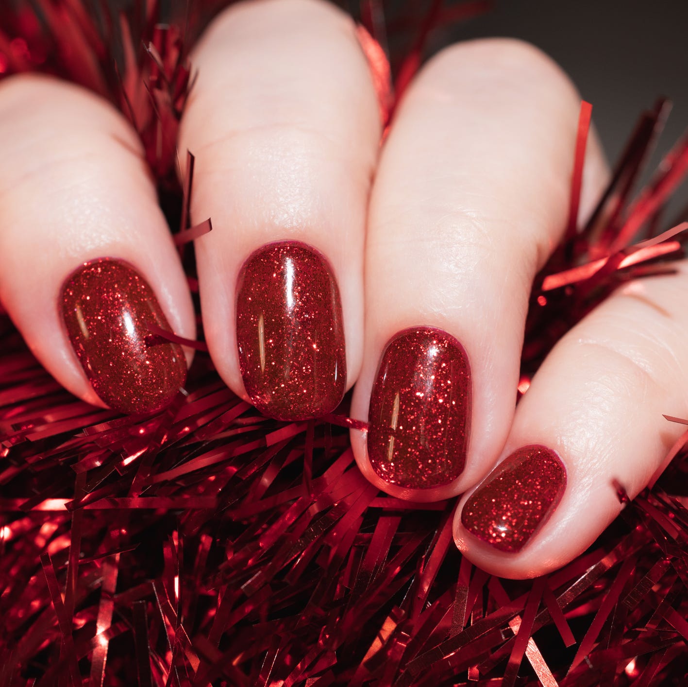 Short Oval Reindeer Face Nails Short Oval Reindeer Face Nails — Holiday Nails