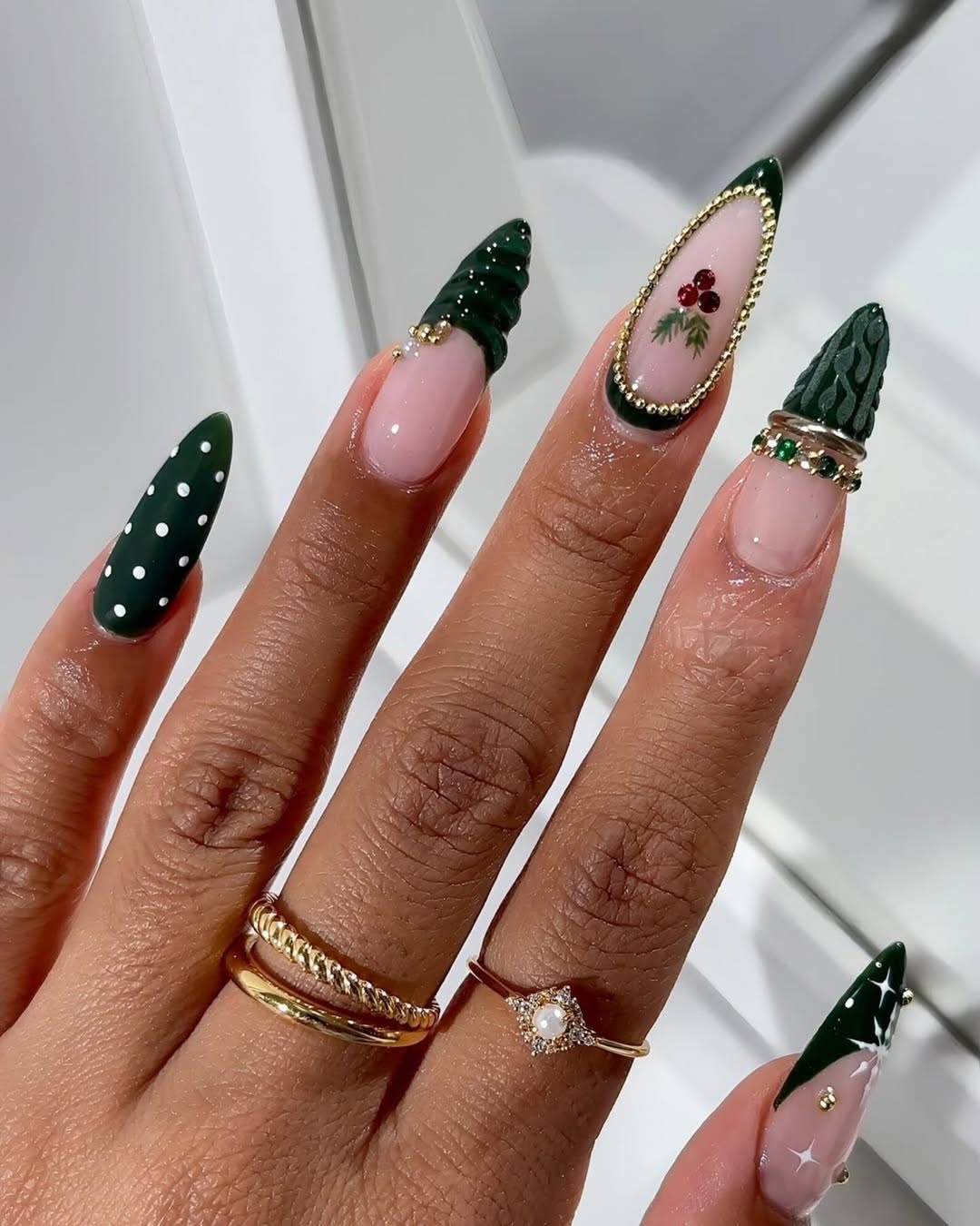 Long Stiletto Holly and Christmas Tree Nails Long Stiletto Holly and Christmas Tree Nails — Holiday Nails