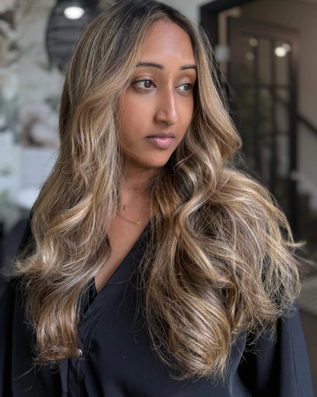 Mid-Back Honey Blonde Balayage With Face-Framing Layers