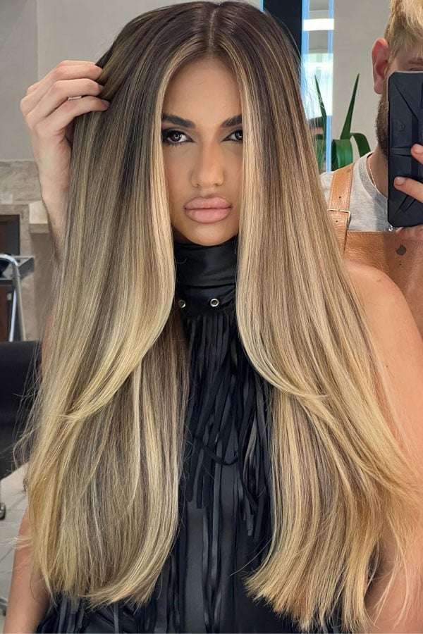 Mid-Back Honey Blonde With Face-Framing Layers, Close-Up Take