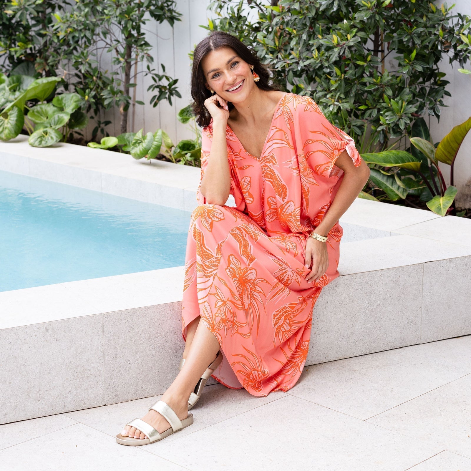 Coral Floral Print V-neck Maxi Dress — Hot Weather Outfits