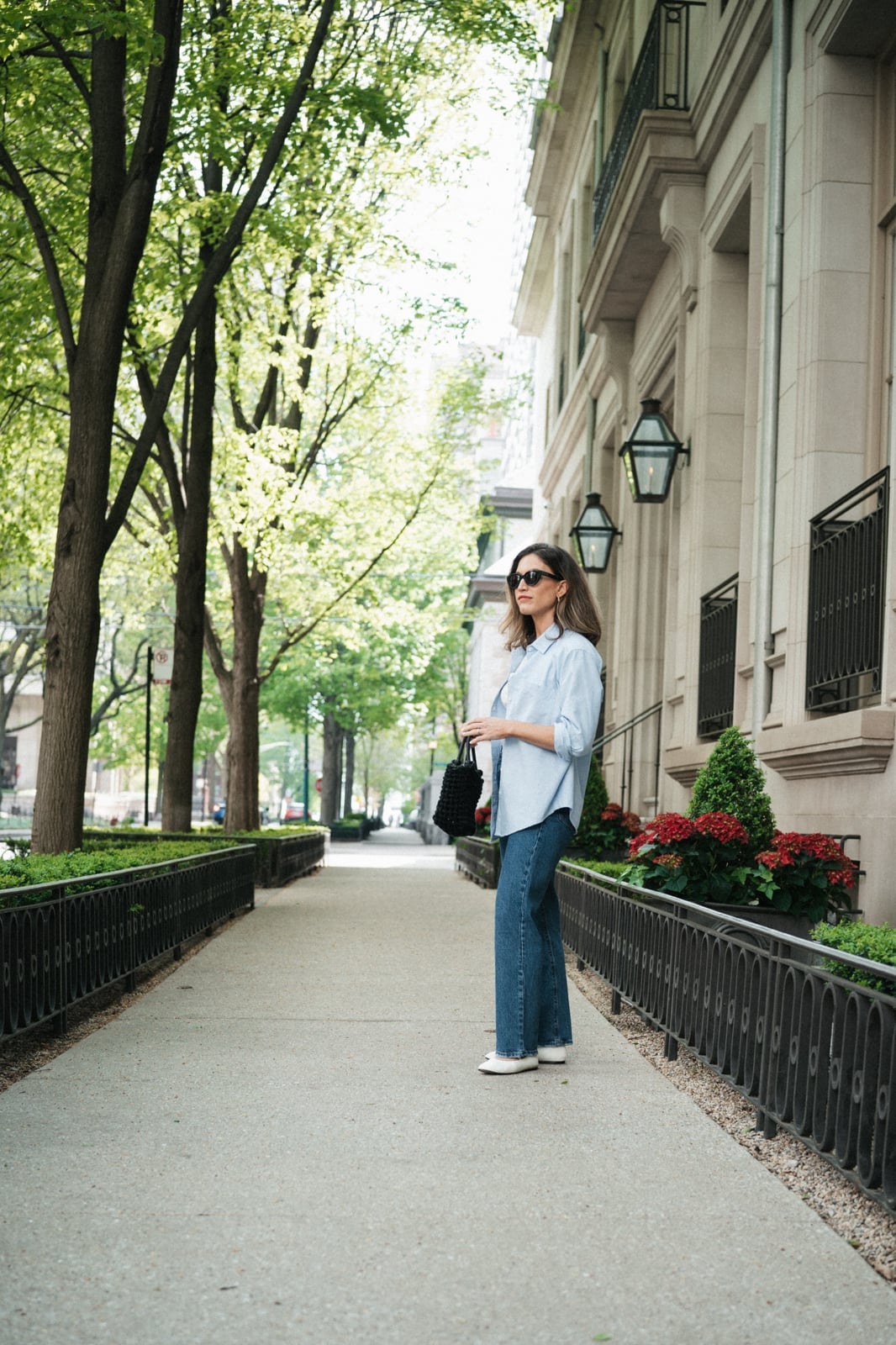 Light Blue Button-Down Shirt Over White Top with Wide-Leg Jeans — Hot Weather Outfits