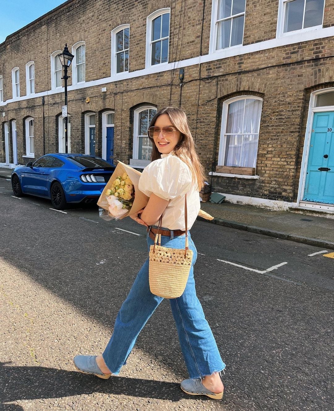 White Puff-Sleeve Top with Wide-Leg Blue Jeans — Hot Weather Outfits