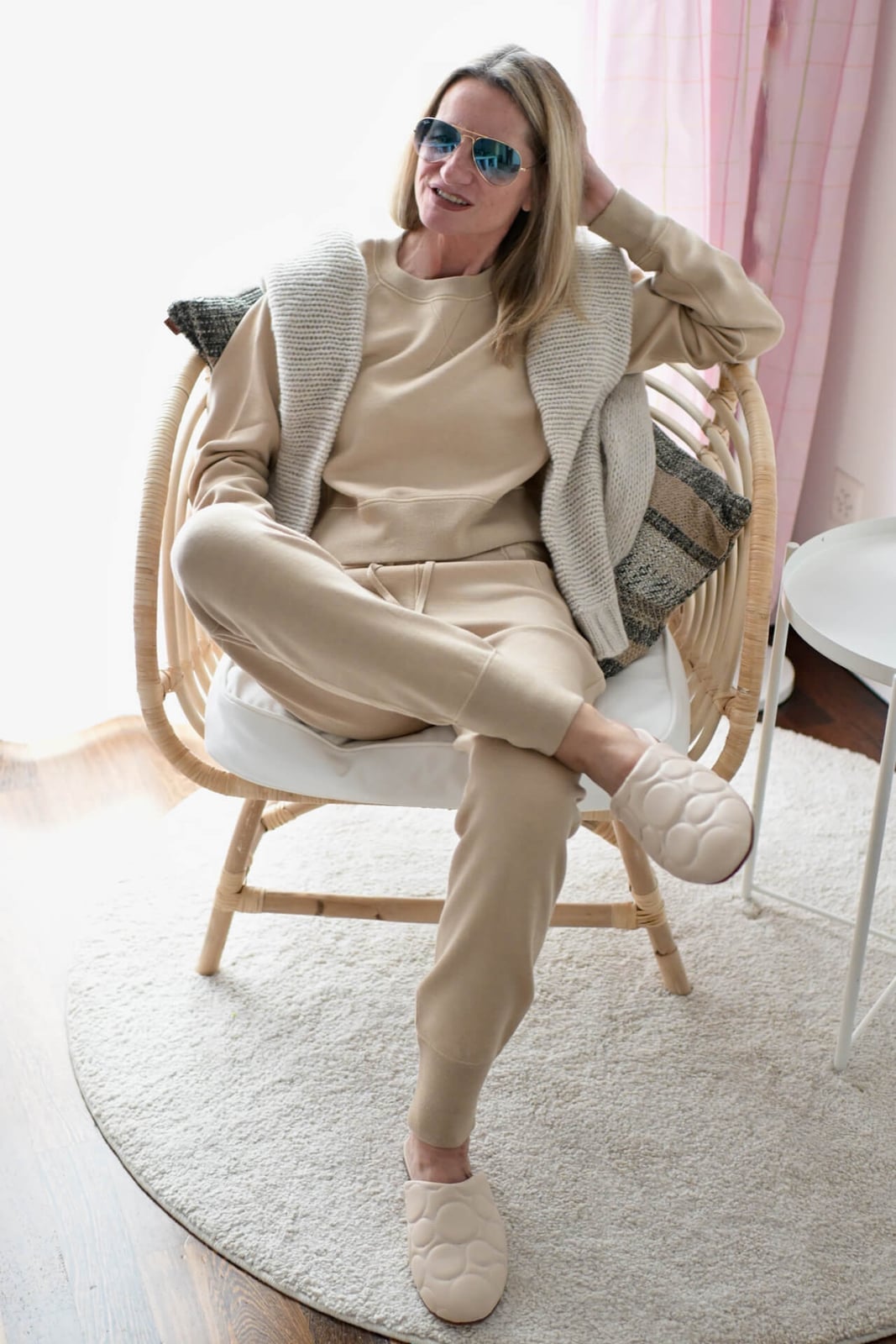 Relaxed Beige Loungewear Set with a Draped Sweater Relaxed Beige Loungewear Set with a Draped Sweater — House Outfit Ideas