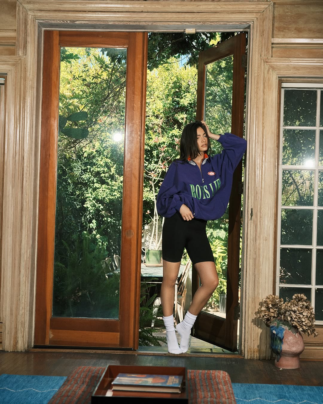 Purple Oversized Quarter-Zip Sweatshirt with Bike Shorts Purple Oversized Quarter-Zip Sweatshirt with Bike Shorts — House Outfit Ideas