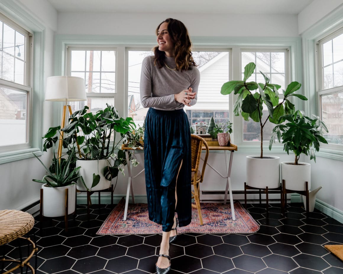 Fitted Gray Top with a Velvet Skirt and Slit Fitted Gray Top with a Velvet Skirt and Slit — House Outfit Ideas