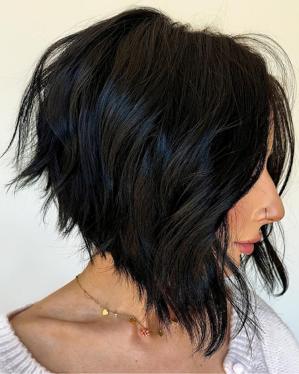 Dark Brown Bob With Choppy Ends Dark Brown Bob With Choppy Ends — Inverted Bob