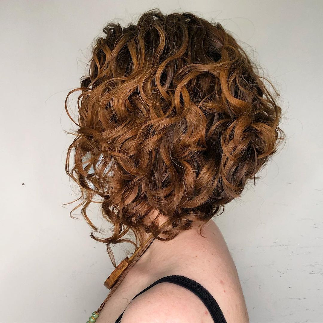 Copper Inverted Bob With Thick Curls Copper Inverted Bob With Thick Curls
