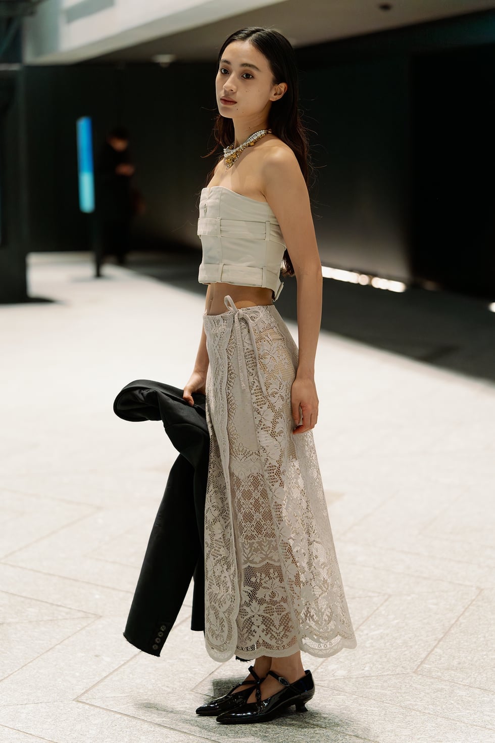 Bandeau Top With Lace Skirt and Blazer — Japan Outfits
